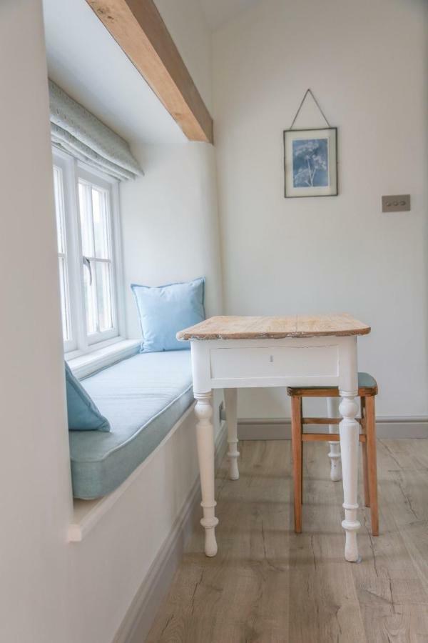 Barley - Cosy Stylish Apartment - Easy Access To Bath And Many Nearby Attractions Бокс Экстерьер фото